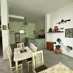 Qerana\'S Rooms: Corner Of Nature